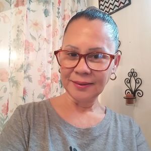 Meet your Posher, Magdalena